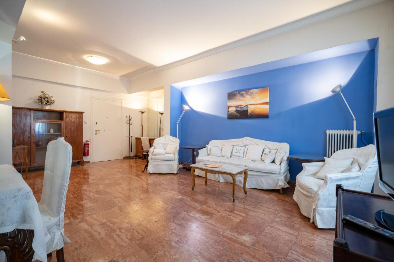 Larissa Station Metro St. 2 Bedrooms 3 Pers. Flat Athen Eksteriør bilde
